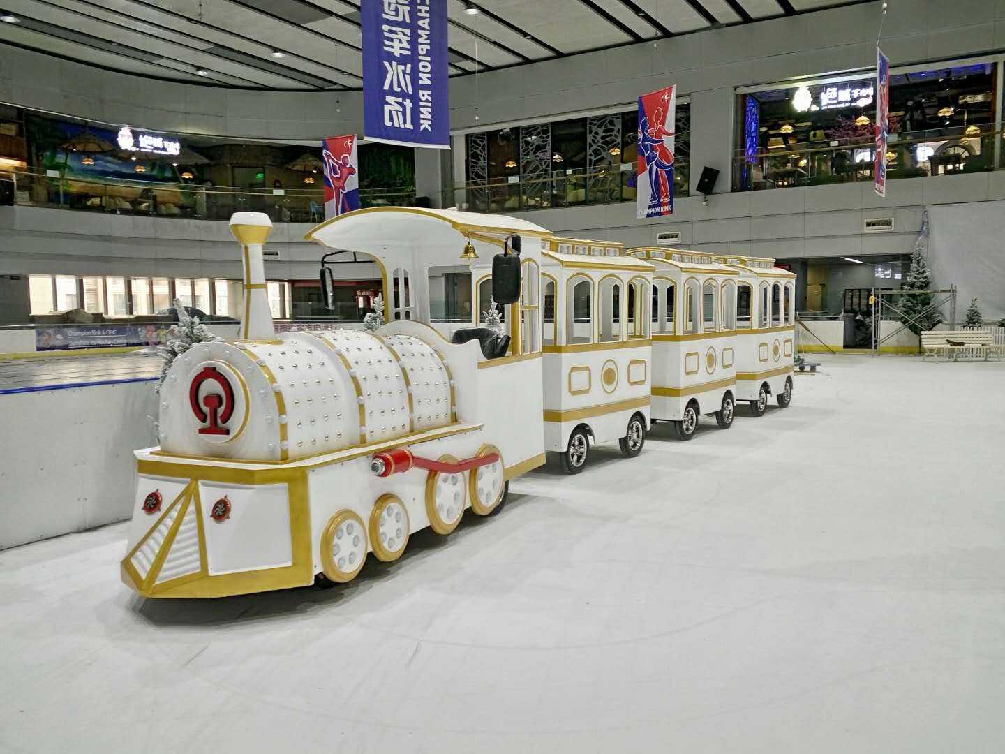 清远景区小火车